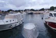 U zadarskoj luci potonula 9-metarska brodica