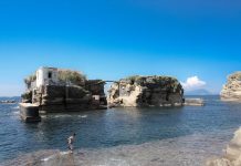 Ukleti otok kod Napulja – tko ga kupi, čekaju ga nevolje
