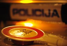 U prometnoj nezgodi na Branimirovoj obali, ozlijeđena dvojica policajaca