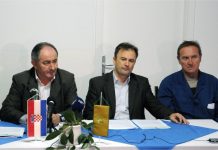 Radnici Adrie upali direktoru u ured i zbog neisplaćenih plaća uzeli 120 tisuća ribljih konzervi!