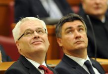 Josipović i Milanović kao razigrana derišta zadirkuju Kolindu Grabar Kitarović