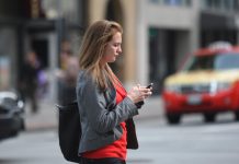 Od 1. svibnja operater vam mora otključati mobitel iako ste vezani ugovorom!