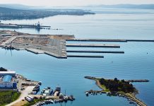 Općinski načelnici s Pašmana i Ugljana bojkotirat će današnje otvorenje trajektnog prometa u Gaženici