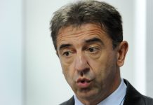 Umjesto kume Maje sada Darko Milinović vozi službeni automobil od jutra do sutra