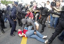 Policija ispalila nekoliko metaka; spriječen sukob desetaka navijača iz Šibenika i Zadra