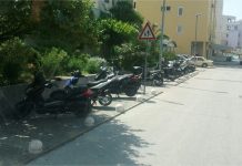 FOTO KRITIKA Nogostupom motori, cestom pješaci