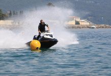Pijanac na jet skiju udario u gajetu i slomio ključnu kost