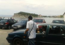 FOTO KRITIKA Gradonačelniče Biliću, javite nam se portal Megamedia će donirati majice djelatnicima Grada