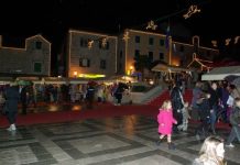 Objavljen javni poziv za prijedlog slogana i vizualnog identiteta Adventa u Makarskoj