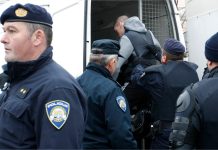 Hrvoja i Andriju Markovića u „marici“ odvela policija, Desanki Marković pozlilo
