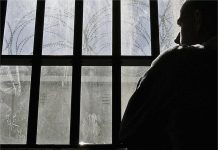 Mladiću bez vozačke dozvole u Dicmu dosuđeno osam dana zatvora!