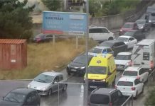 Makarska u potpunom prometnom kolapsu, semafori ne rade, kola Hitne pomoći se jedva probijaju