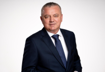 VELIKA POLICIJSKA AKCIJA Traje premetačina stana ministra Horvata!