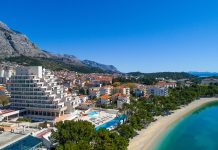 Danas su u Makarsku stigli prvi ovogodišnji turisti…