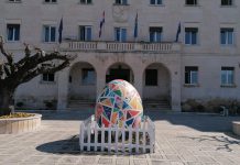 Umirovljenici iz Makarske koji nemaju mirovine više od 3.500 kuna, dobit će 300 kuna uskrsnice