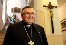 NACIONALNI INTERES Hrvat/ica, nije jedino što jeste…