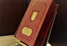 PISMO ČITATELJA Nametanje Ustava narodu