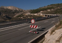 Orkansko jugo zatvorilo brzu cestu Solin-Klis!