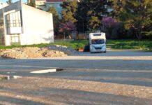 FOTO KRITIKA Građani Makarske negoduju zbog “rupe” na Dugišu