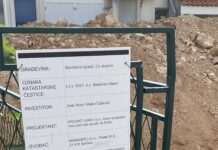 FOTO Stanari Bračke ulice u Makarskoj: Zaustavite ovo bezakonje, ukrali su nam parking!