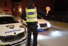 Naoružani 19-godišnji vozač u Podgori dobio 50 dana zatvora!