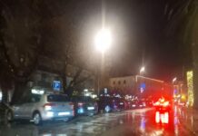 FOTO KRITIKA Do daljnjega besplatan parking na makarskoj rivi!