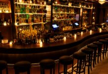 Bračanin nije htio platiti račun, pa lažno dojavio da je u kafiću bomba