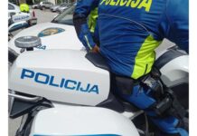 Osam dana zatvora za vozača neregistriranog motocikla iz Gornjih Brela