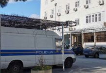 Dilerica droge (26) napravila dar mar u policijskoj postaji Makarska