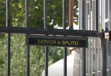 17-godišnjaku s Brača određen pritvor zbog krađe autobusa