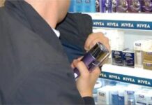 Maloljetnik u Zadru ukrao skuter i parfeme