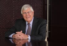 Dr. J. Scott Younger: Između primirja i igre moći: Globalna borba za trajni mir