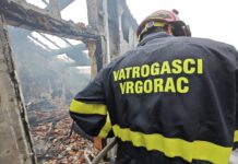 FOTO Požar progutao kuću komune Pape Ivana XXIII na Orahu!