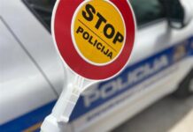 PLOČE Uhićen 55-godišnjak s marihuanom u automobilu