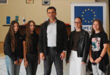 FOTO Europe Direct Proložac: veliki interes učenika za promicanje europskih vrijednosti