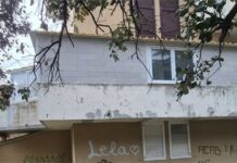 FOTO KRITIKA Čitatelji mole inspekciju: Zaustavite radove na zgradi u Makarskoj!