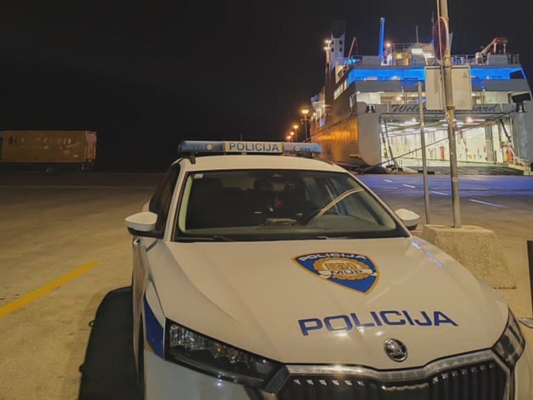 policija hvar