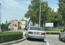 FOTO KRITIKA Makarska – magnet za bezobrazne vozače