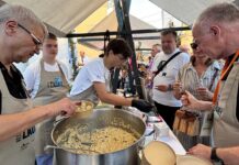 Okusi Zadarske županije oduševili na 3. Skradinskom festivalu rižota i načina života