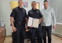 Grad Vrgorac nagradio policijskog službenika za predan rad i doprinos zajednici