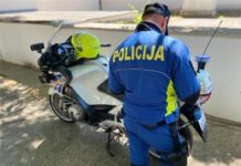45-godišnjak u Makarskoj kojem je ranije oduzeta vozačka dozvola, završio u zatvoru!